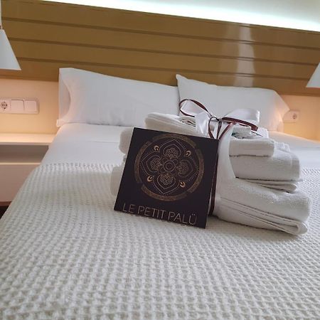 Hotel Le Petit Palue-Fuencarral Madryt Zewnętrze zdjęcie