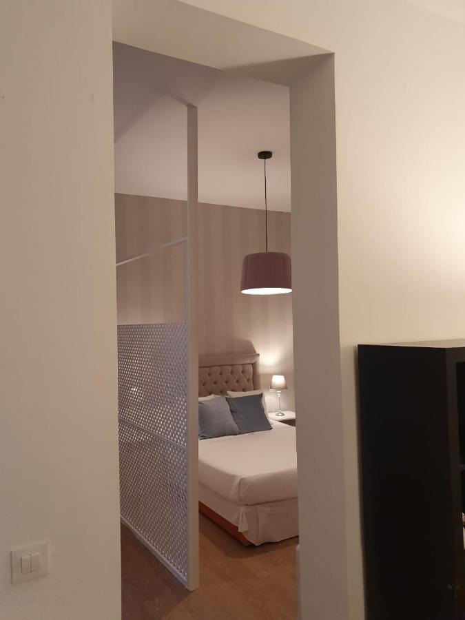 Hotel Le Petit Palue-Fuencarral Madryt Zewnętrze zdjęcie