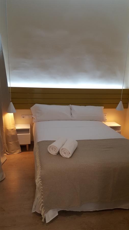 Hotel Le Petit Palue-Fuencarral Madryt Zewnętrze zdjęcie